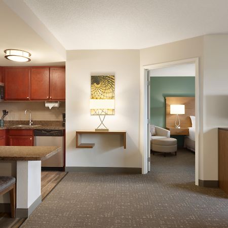 Staybridge Suites Tampa East- Brandon By Ihg Mango Екстер'єр фото