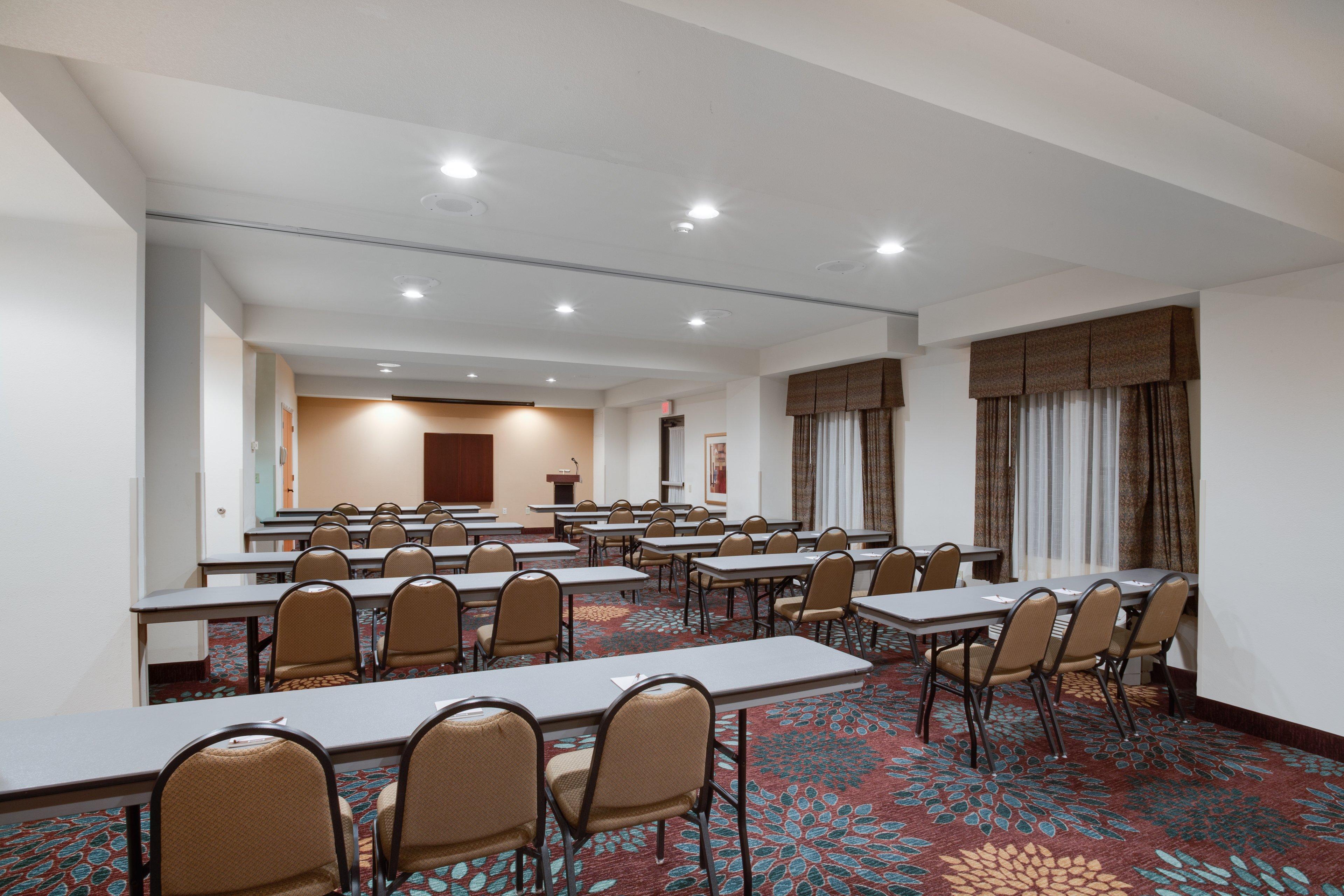 Staybridge Suites Tampa East- Brandon By Ihg Mango Екстер'єр фото