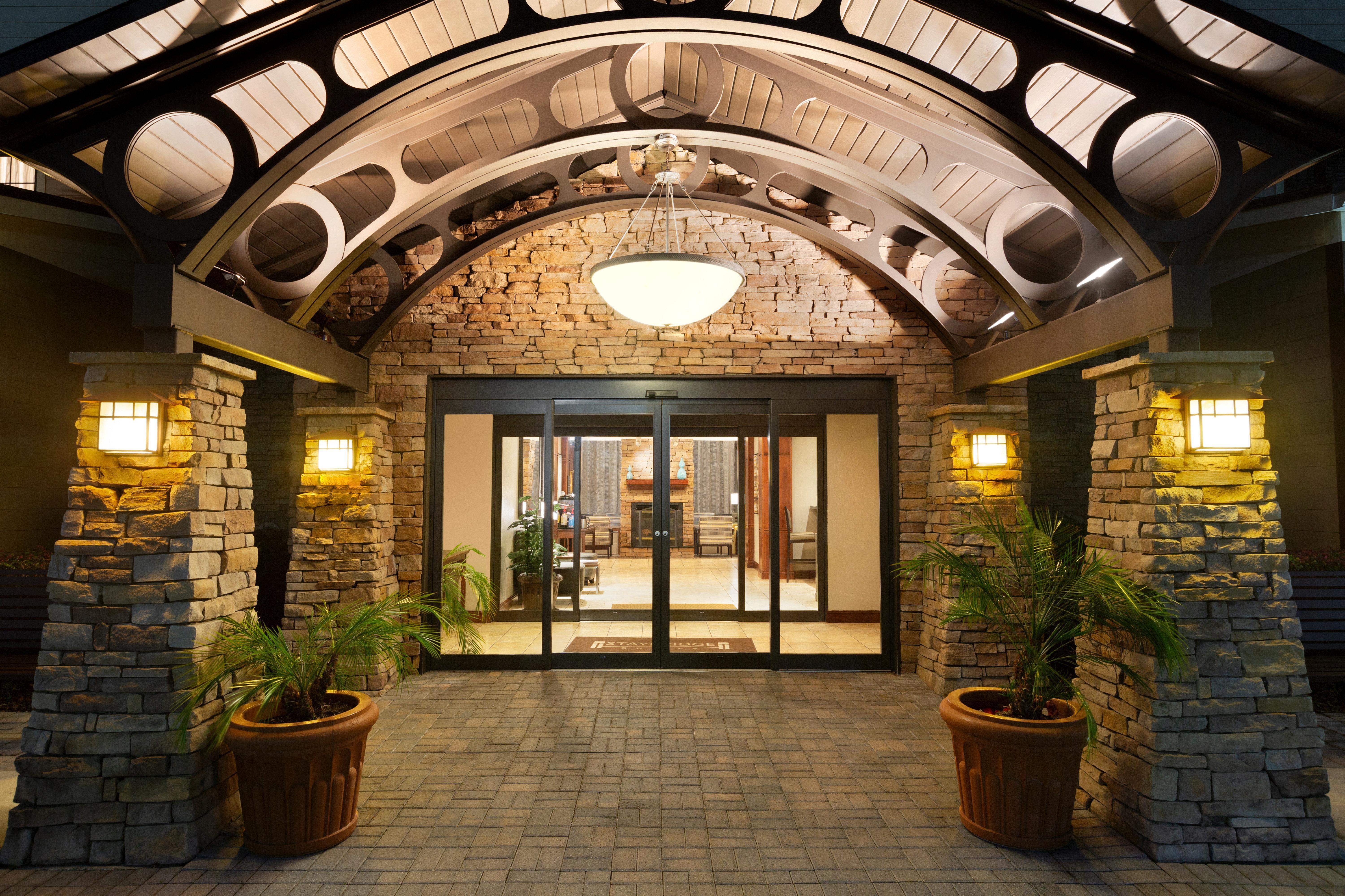 Staybridge Suites Tampa East- Brandon By Ihg Mango Екстер'єр фото