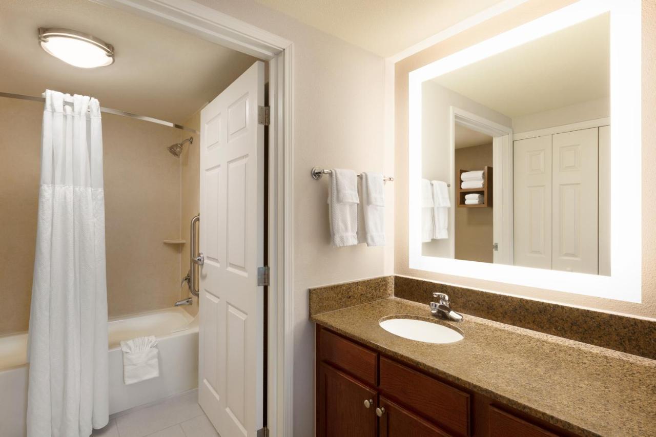 Staybridge Suites Tampa East- Brandon By Ihg Mango Екстер'єр фото